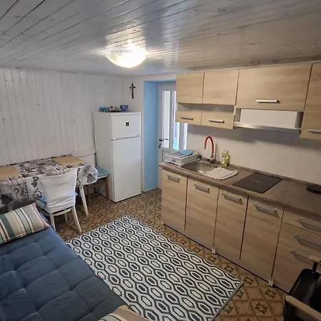 Apartment Pijerino Valun
